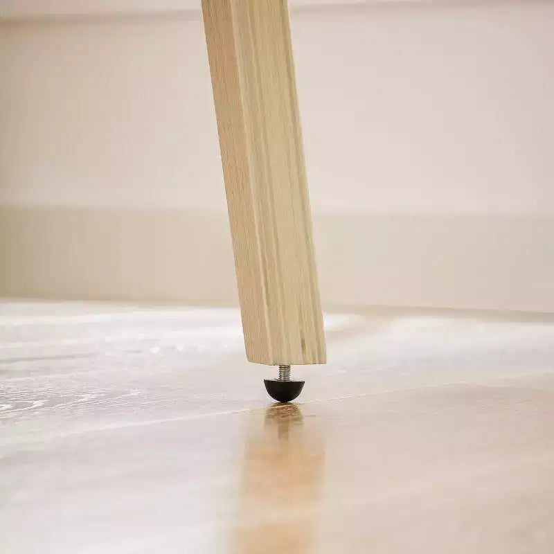 Sedia da pranzo girevole imbottita in tessuto con braccioli in legno e schienale aperto, capacità 120 kg